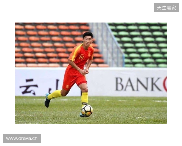 马德兴:U17国足2-0乌兹别克斯坦队,赵松源和张伯霖各入一球 马德兴:U17国足2-0乌兹别克斯坦队,赵松源和张伯霖各入一球