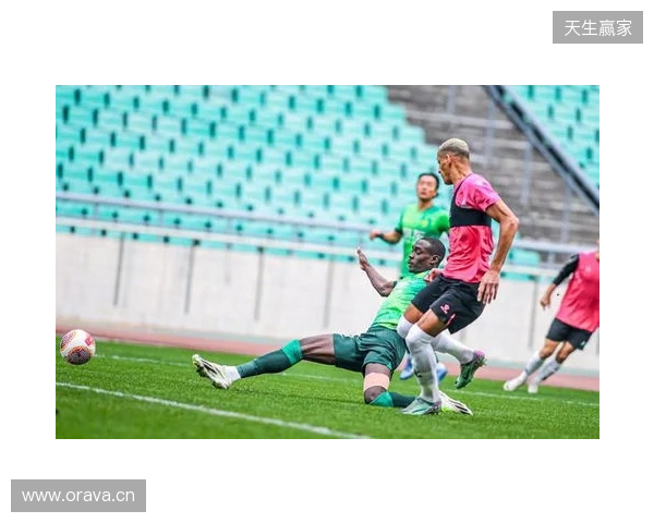 冬训期间最后一场热身赛，辽宁铁人5-1击败暖武里联队