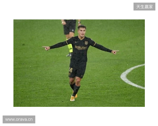 巴萨官方:莱万左眼眶骨折,将缺席对阵马竞的比赛